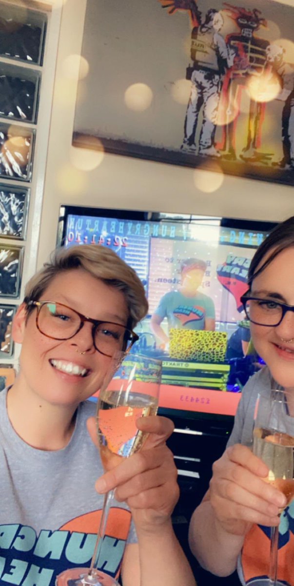 Likelylassmcfc's tweet photo. @hungryheartuk Hannah and John thank you and congratulations on getting over £36K. Epic job and we were there literally all the way. Off for some kip!! @diane_stockton #springsteenathon https://t.co/HukfK3VpGS