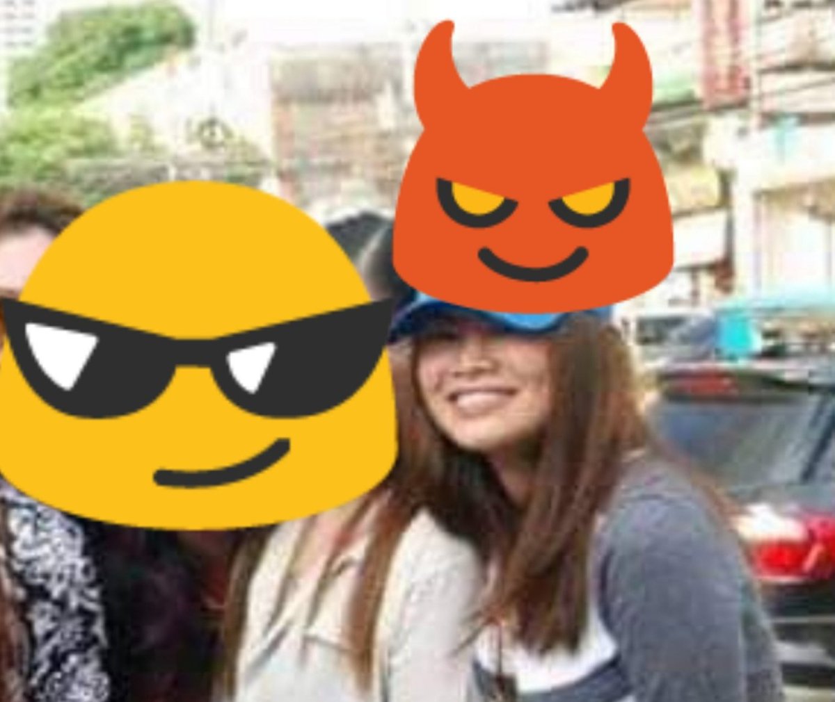 shinebrightm's tweet photo. @Nicole042323 @Kolokay2 @secretfiles35 @maryjanedino16 @LOOOBANANA @Chocobochips @sawa_ng @imjustawanderer @AdoptanteMaydel @katrinalewis002 @DJLOONYO2 @Tomas14Lexie @loonytunes666 @LoonyoCheater @REALNOTFAKEEE @DjLooneytunesz @GasmenRaqueline @morteacia @_YOU_AINT_ME_ Is this the looser bea fubu?😉
not even pretty. https://t.co/gE0RE6W6c8