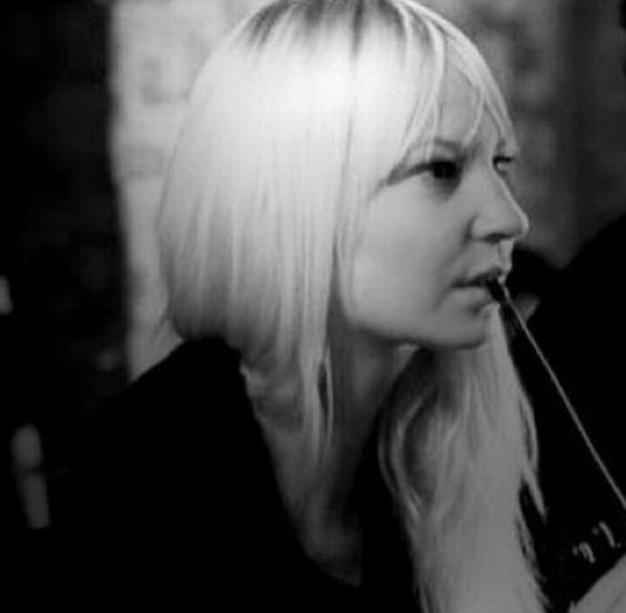 iminhere1970's tweet photo. @Sia #LittleNotes4_2day ~319~05/03/20~ Good Morning  @Sia &amp; Lovers. "Saved My Life" Is Still Stuck In My Head. I Love The Song. ~ ❤️ Anyhoo..  May You Have A Blessed &amp; Relaxing Day. We Love You. Keep Going~ ❤️ https://t.co/P61fodNaOI