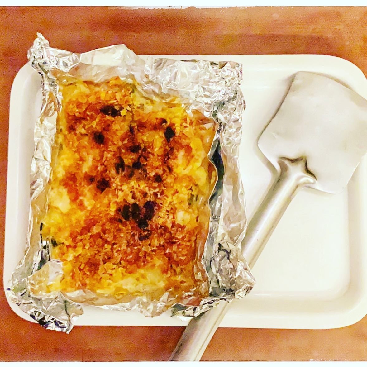 kitchnwtchngirl's tweet photo. Making a Veggie Bake with a yummy cheesy white sauce
Topped the bake with crispy cornflakes #veggiebake #veggies #healthyfood #mealprep #eatmoreveg #prepyourfood #chessesauce #whitesauce #feedfeedfeed #nomnomnomnom #deliciousfood😋 #yumyummy #eeeeeeeats #whattoeattoday https://t.co/i1uMIbbmaS
