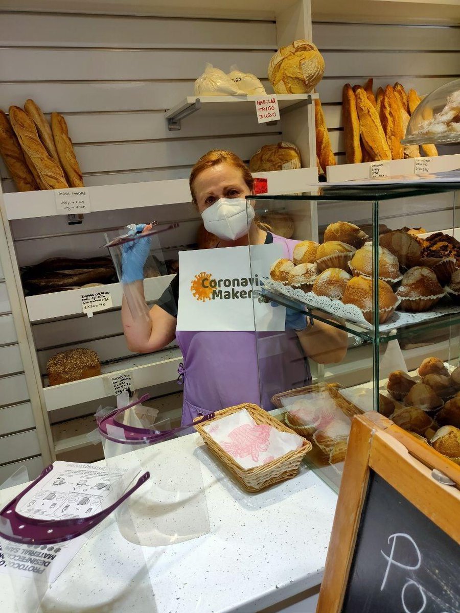 Más repartos de estos días: equipo de seguridad de un centro comercial, asociación de funerarios de Murcia, supermercado Dia de Archena y un pequeño comercio en el Barrio de San Miguel 👏👏