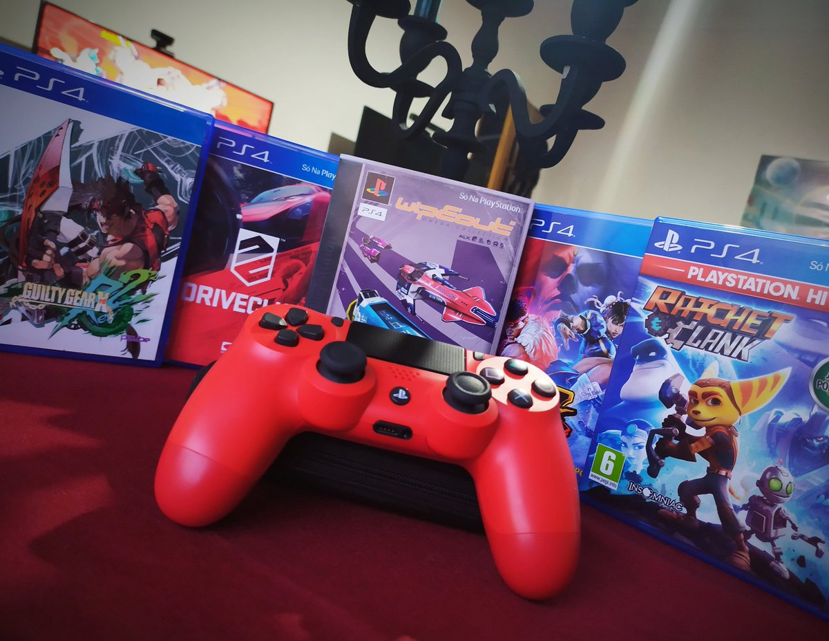 upyourarsenaltv's tweet photo. Showing the #ps4 some lovin! Always played a lot more #xboxone cause it plays a bunch of #xbox360 and OG #xbox. But i love the amount of exclusives in this. Playing #blazblue #crosstagbattle lately. Have a great sunday. https://t.co/2j4t6XiiIp