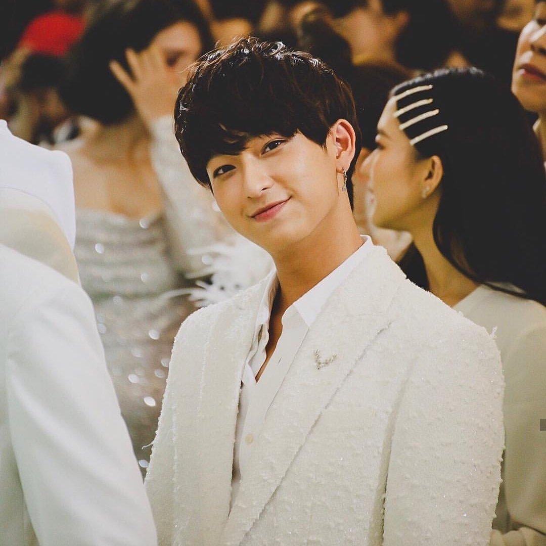 Fnbysmeh's tweet photo. can u be my date? @Chimonac https://t.co/v5HS5tCOuT