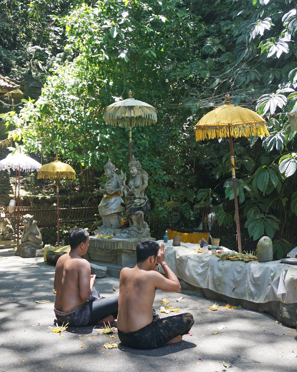 indohoy's tweet photo. A ritual to clean oneself: melukat in Bali. I tried it and here are my two cents. 
https://t.co/1mwZ0tvQqb https://t.co/GUcceYPDcF