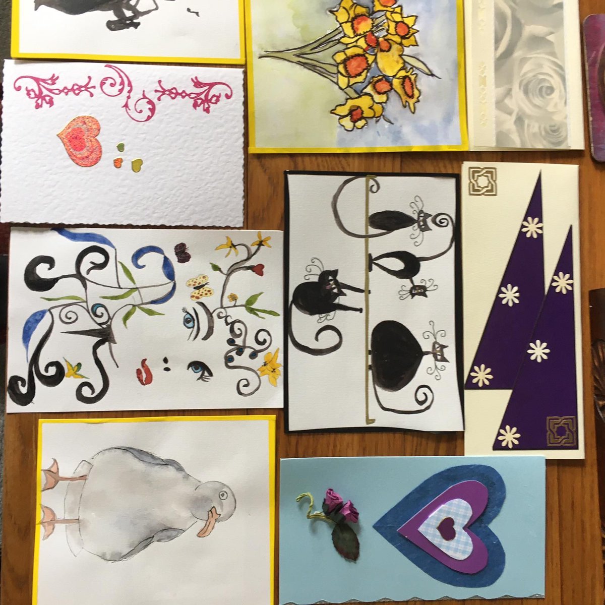 CARMRomneyMarsh's tweet photo. Being a grown up doesn’t stop you joining in the Happy Post fun... check out the beautiful cards that one of our volunteers has made for us to send out as Happy Post- Amazing. #Happypost #crafting #homemadecards @EndLonelinessUK  #newromney #romneymarsh #artists #daffodils https://t.co/QXvRgnY6DO