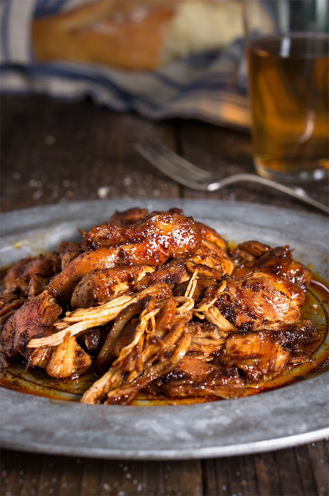 flexirecipes's tweet photo. 2-ingredient paprika chicken preparation time: 5 min., cook time: 60 min.  https://t.co/XBFQrGUyiK https://t.co/QcNgdrXjO9
