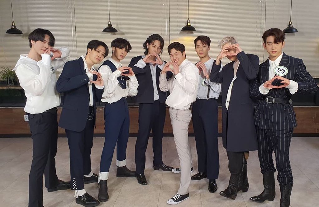 deebapie's tweet photo. This era is the best one so far. The boys were having fun, we have so much content from them, beautiful concepts and outfits, better promotion than before, I'm gonna write a long ass list but anyway I love you guys 💚 @GOT7Official #GOT7 #갓세븐 #HappyToHaveGOT7 https://t.co/Bl6NWN8NfJ