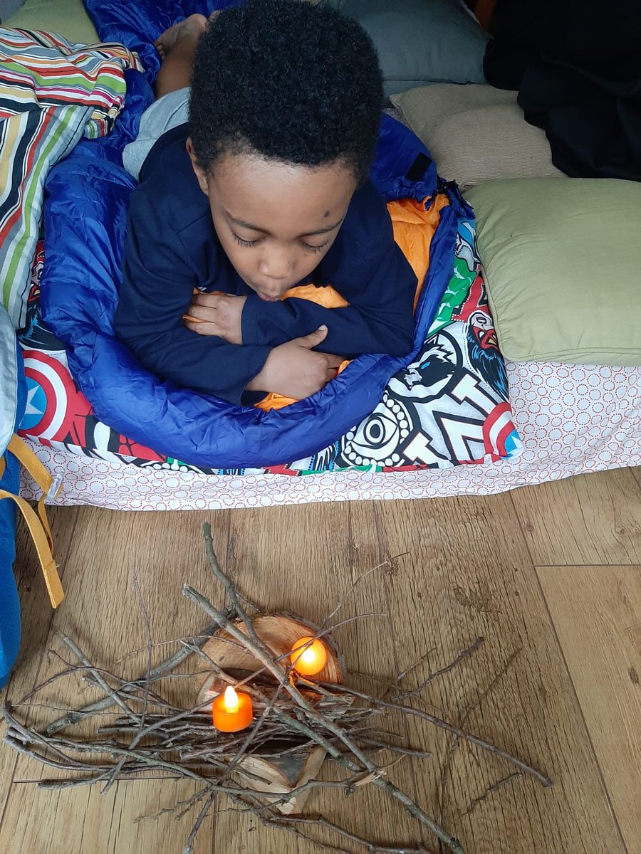 12thWalsall's tweet photo. Virtual camping @westmerciascout #CampAtHome #beaversrock https://t.co/QviQEnYk4u