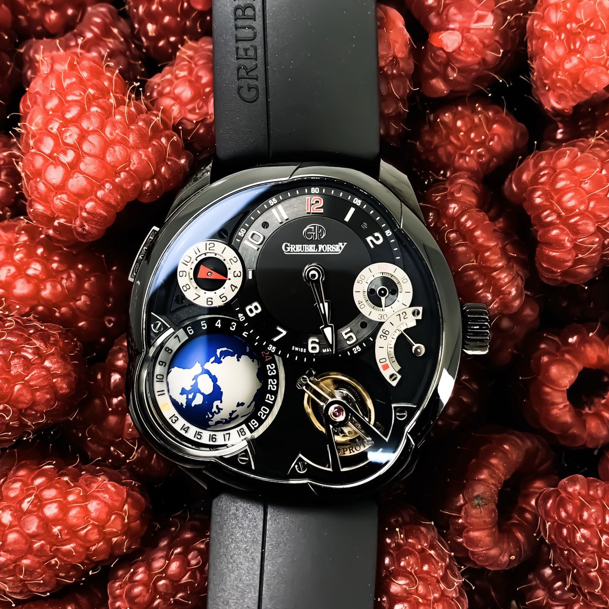 GreubelForsey's tweet photo. How will you enjoy your GMT Black this Spring?🍓😋 #GreubelForsey #Artofinvention #Finewatchmaking #Craftmanship #HauteHorlogerie #Tourbillon24Secondes #GMTBlack https://t.co/kQ4R9FLz7t