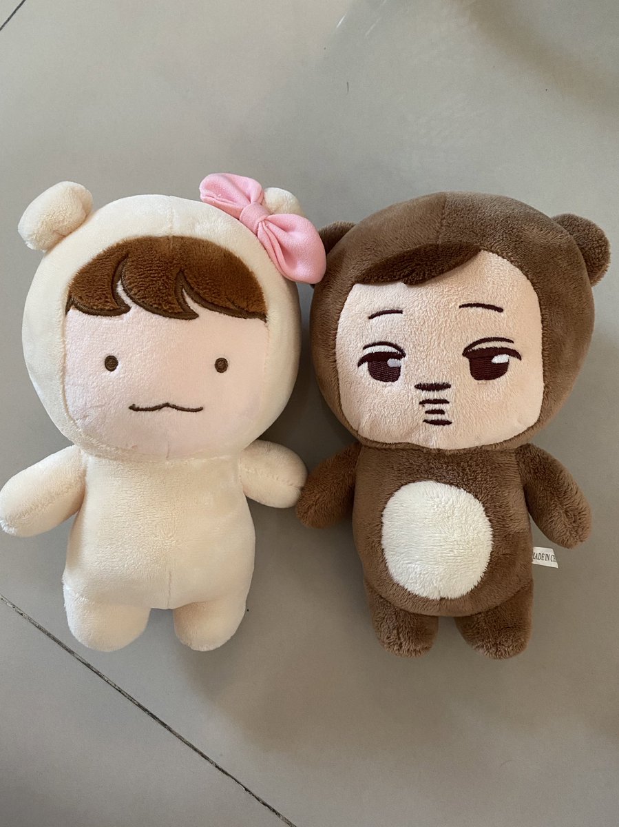 MICK94X_'s tweet photo. วันนี้มาส่งต่อของสะสมอซตั่งต่างค้าบ 🦋
มีหมีงิน,แบคคุ,บั้ม,สตกเยอะมากๆลองดูเลื่อนดูรายละเอียดข้างล่างกันได้คับ💙
มีของแถมเยอะมากสนใจชิ้นไหนdmเลยคับ
#ตลาดนัดexo #ของสะสมexo #ตุ๊กตาexo #ส่งต่อของexo #คุณกูรึม https://t.co/I7yoitoq3n