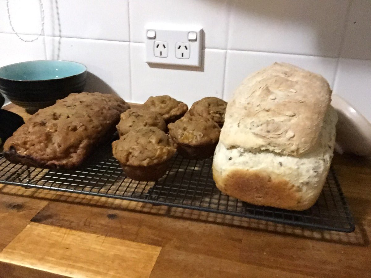 DonGlockenspiel's tweet photo. The easy part is quarantine baking. The hard part is not eating everything you bake all at once. #breadproblems https://t.co/EVQG7Trybu