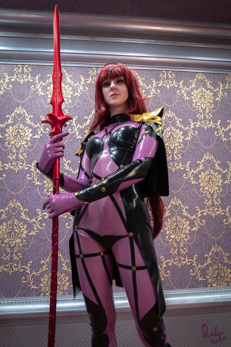 latex_kitsch's tweet photo. Scathach Lancer Fate/Grand Order  🔥🔥🔥  @RuberVulpis https://t.co/hivcPt0Wof  | #animecosplay #cosplay #latex #scathach #fatego #latexcosplay #fgo  #ラバー #latexfashion https://t.co/IDi6XdffaZ