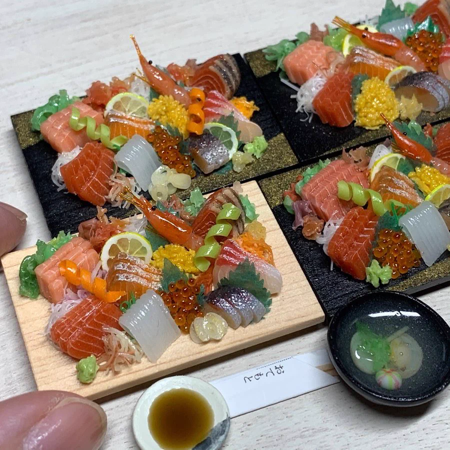 間違って食べてしまいそう？粘土で作られたお刺身の10種盛り合わせ！