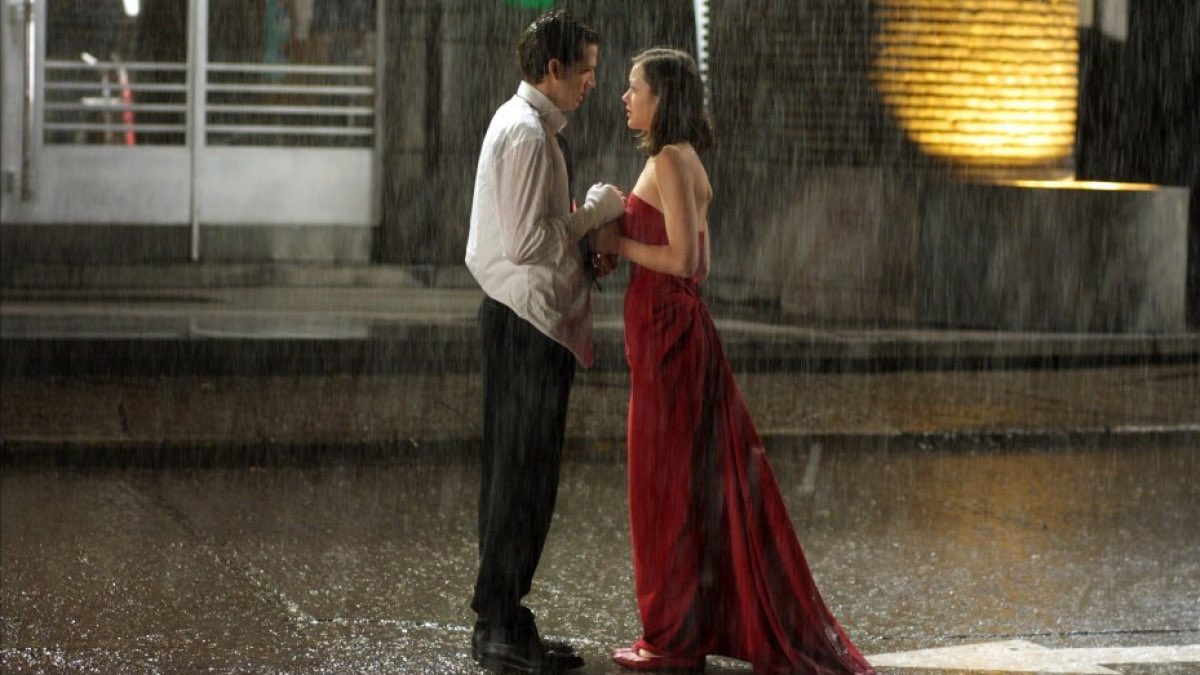 Влюбился а ей все равно. Влюбился а ей все равно. Влюбись в меня если осмелишься дети. Влюбился а ей все равно. Раз влюбился в ебанашку.