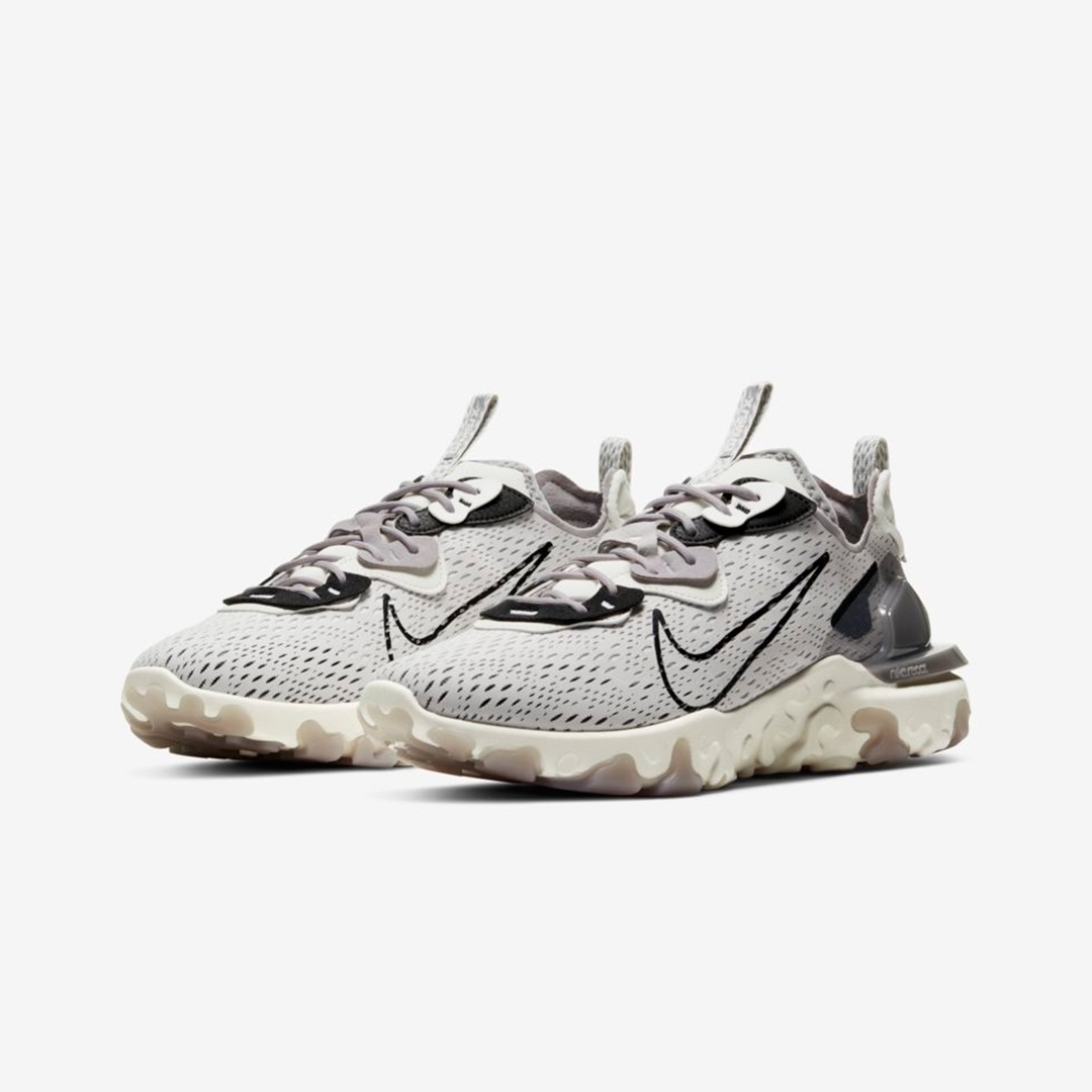 react vision vast grey on feet