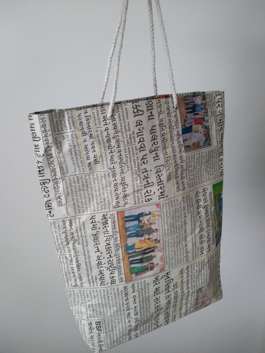 njholderness's tweet photo. Received a present from India in this gift bag. What a wonderful way to reuse paper. #lesswaste #reuse #noplastic #plasticfree #homemade https://t.co/OjPfdHZ3rA