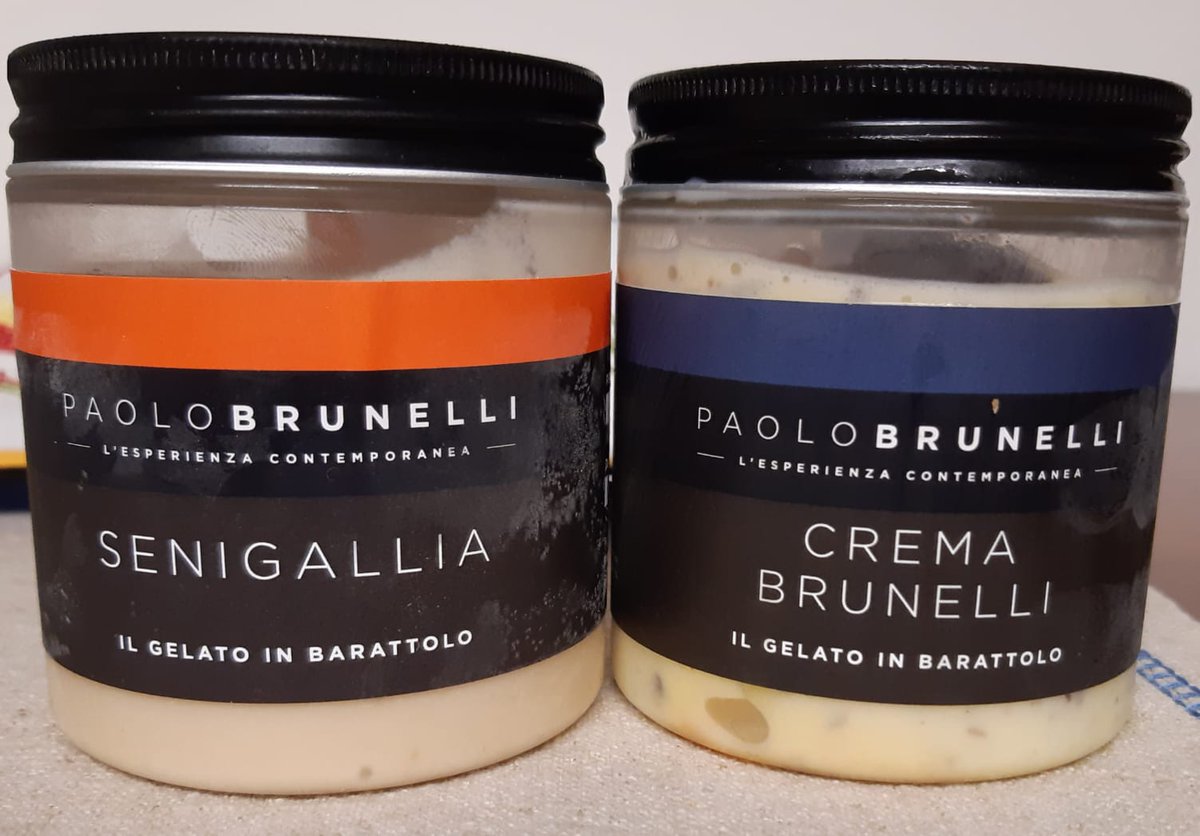 VanessaSantoni's tweet photo. #23aprile Grazie alla #homedelivery della pizzeria 'Mezzometro' (Jesi_AN), ho potuto gustare il famoso #gelato artigianale di Paolo Brunelli @brunellipaolo65, al top in Italia: crema Brunelli (con nocciole-cioccolato) e Senigallia (cioccolato bianco, arancia, caffè, sale Cervia). https://t.co/yg7Ykvrh3W