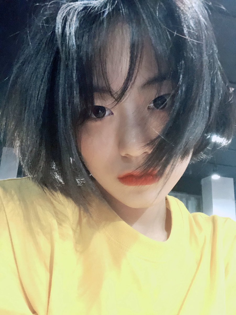 1000일 동안 사랑 많이 받아서 너무 행복했어요 ㅎㅎ 내 든든한 키링들 너무너무 사랑해😘❤️

#위키미키_1000일 #🌈