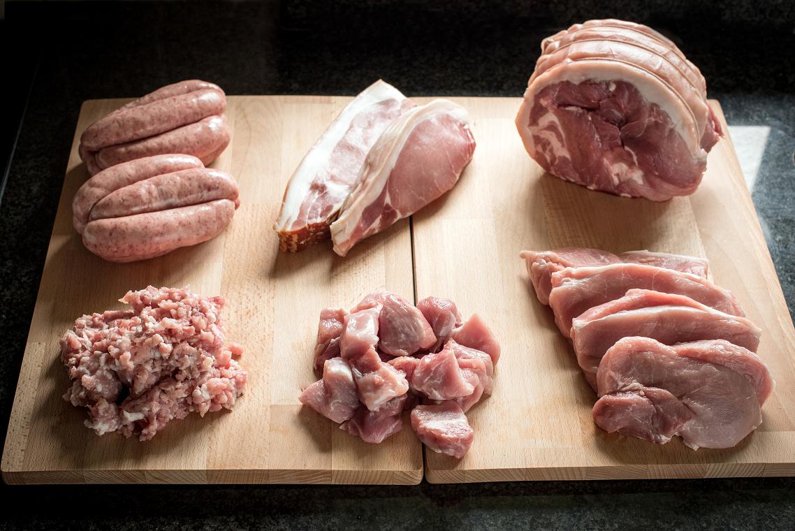 PrimroseHerd's tweet photo. Fancy a meat box of the finest Cornish pork delivered to your door? Choose from our Taster Box (normally ยฃ45) or Family Box (normally ยฃ100) โ both now with 20% off!
#meathampers #meatoffers #meatdeliveries
< https://t.co/otpuzq5ysM > https://t.co/dAvUXNDSxi