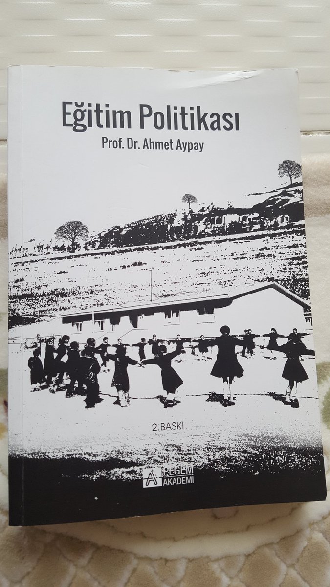 "Yeni bir politika uygulanırken, bunu uygulamak için iyi bir nedene ihtiyacınız olur. Politikanın uygun olup olmaması sorulması gereken ikinci sorudur. Yasaların uygunluğu, il ve okul vizyonu,ihtiyaçlar ve kaynaklar gözönüne alındıktan sonra, politikanız şekillenmelidir."