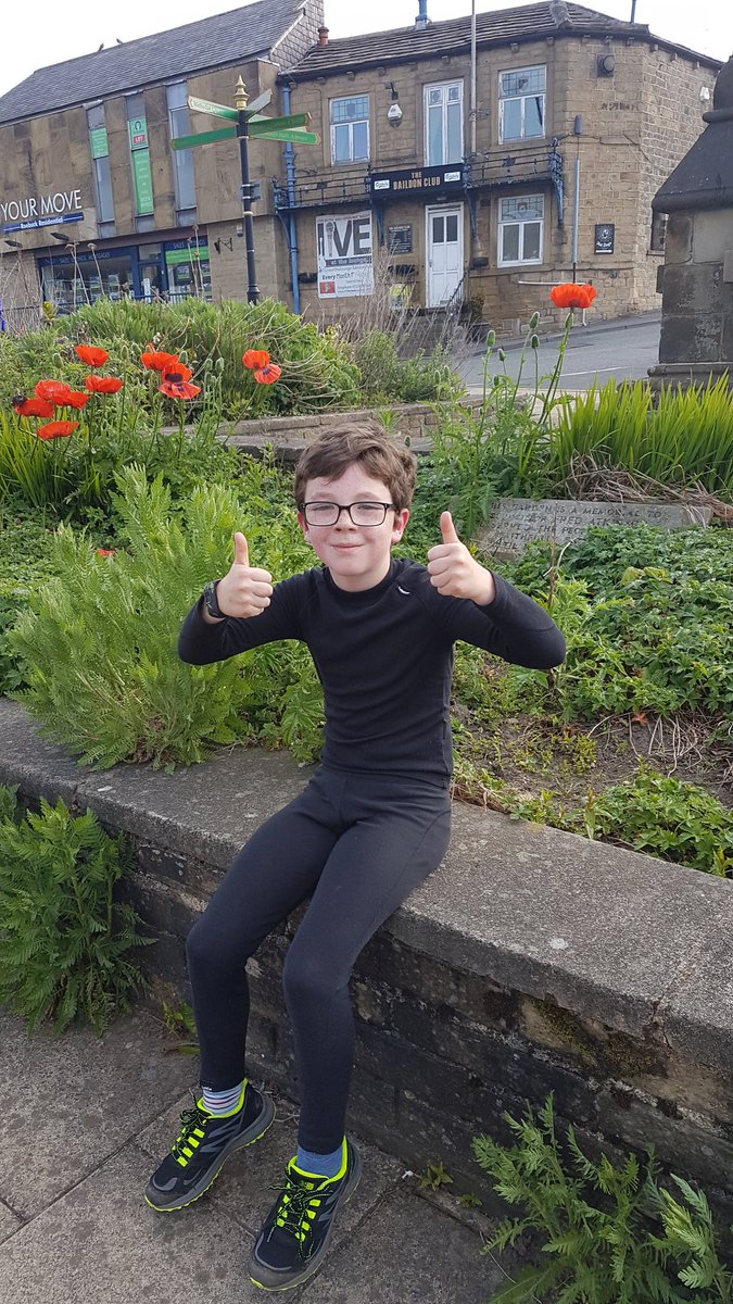 BethHands4's tweet photo. Henry was really pleased with him self today as he ended our 4.5 mile by running from KFC to baildon roundabout. This was his new years resolution and included a motivation speech to help me achieve it as well (I failed) #baildon10challenge. @BaildonCE https://t.co/GfCYn0NWjI