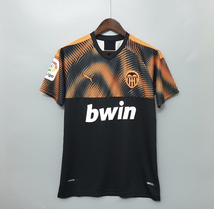 Info__Valencia's tweet photo. 🔥 SORTEO @Info__Valencia - @TodoPrendas_ 🔥

¿Quieres llevarte una camiseta del Valencia CF o de otro equipo con serigrafía incluída? 💯

Pasos a seguir:
✅ Follow @TodoPrendas_ + @Info__Valencia 
✅RT a este tweet

📅🏆 El 18 de Mayo se comunicará el ganador

¡MUCHA SUERTE! 🦇 https://t.co/gYYazZiNjL