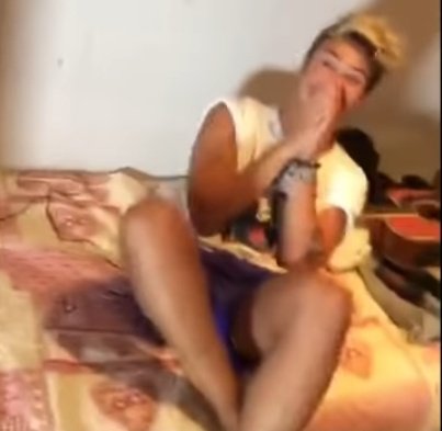 Fedemystars's tweet photo. Vi ricordate quando fè ha spaccato il letto in diretta?🤣🤣🤧❤🥺
@Benji_Mascolo @fedefederossi @BenjieFede #savebeffandom https://t.co/xKLcKSp7od