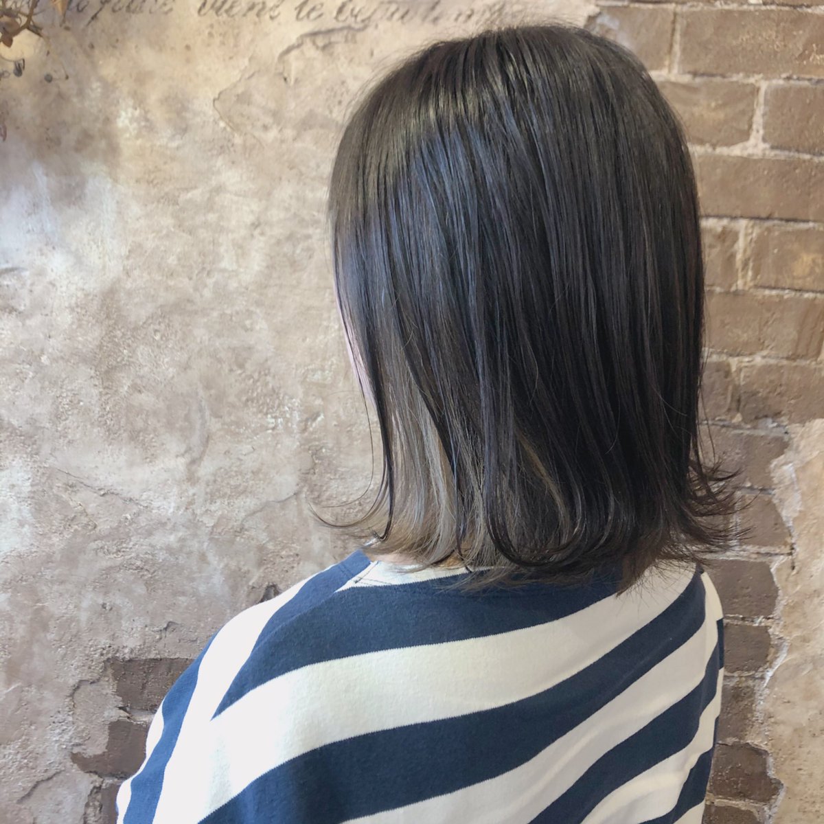 Yumoto در توییتر とごーさん むとちやんのご紹介で来てくださいました 夏に向けてのグレーのインナーカラー ブリーチ は グレイヘア 白髪 の対策にも使えるので 使いようとデザインによってはオシャレにかつ白い子たちが気になりにくくなるのでおすすめですー