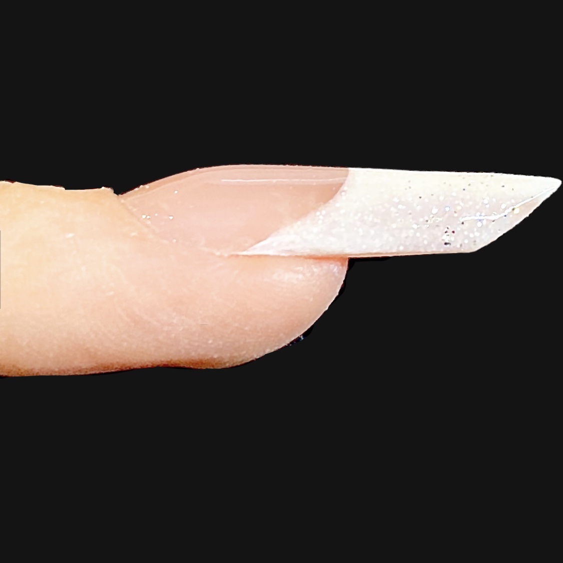 I got to try a different shape last night - AZTEC, following the @ikoniqnailsuk free webinar. Created with Polytek acrygel, it’s kind of a mix between an edge and stiletto. 

I think there’s a few clients who’d let me give this a try. Comment if your one of them :)