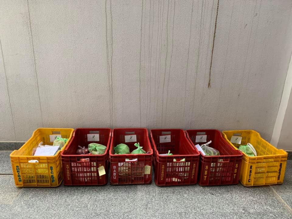agro_wave's tweet photo. Happy to share that we have successfully done deliveries to all our first time customers amid lockdown.
Thanks for supporting.
Spread the word.
#Agrowave #essentials #Gurgaon #fruits #vegetables https://t.co/gv5Tbe0Hrw