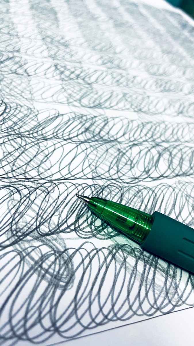 letterati_'s tweet photo. Getting back to Tradational scripts slowly, focusing on warm up first❤️
#calligraphy #lettering #copperplate #copperplatescript #doodle #drills #creative #artist #handmade #handwriting https://t.co/LXIUrnl66y