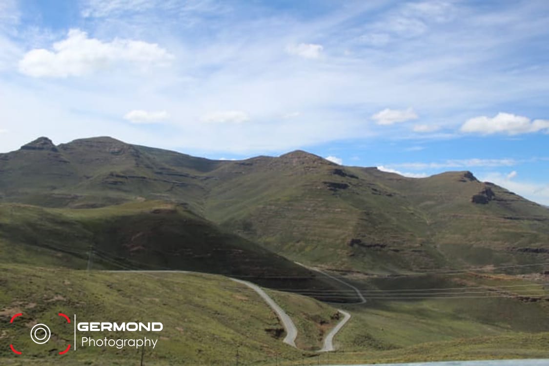 Gerts_Tshehlana's tweet photo. Some Parts of The Mountain Kingdom๐ฑ๐ธ
#MakeLesothoFamous
#TravelLesotho
#KingdomInTheSky
#ExploreLesotho
#GermondPhotography
#Lesotho https://t.co/4uD0ANOqEZ