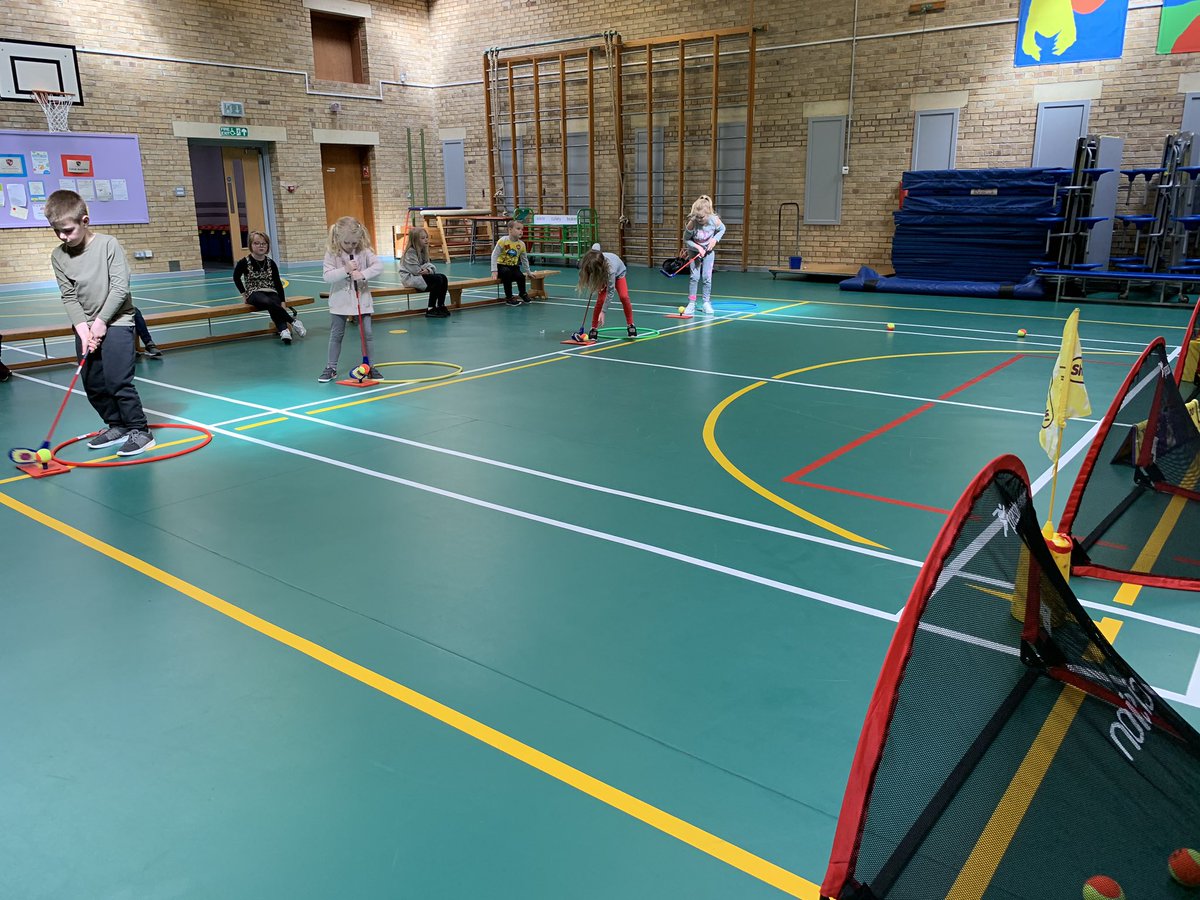 Buckie_ASC's tweet photo. Lots of fun again at the Buckie Hub this week. @HubMillbank 
The younger group have been trying some boccia, playing on the climbing frame and having a go at club golf. The older group have been competing against each other in a badminton tournament! 
🏸🏌🏻‍♂️🧗🏻 https://t.co/NiywT3oOEh