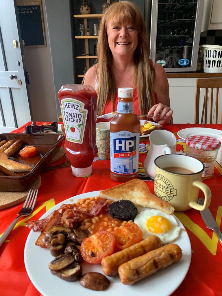 it’s the second lockdown breakfast club this year #Army but cooked by the RAF 🇬🇧🌈