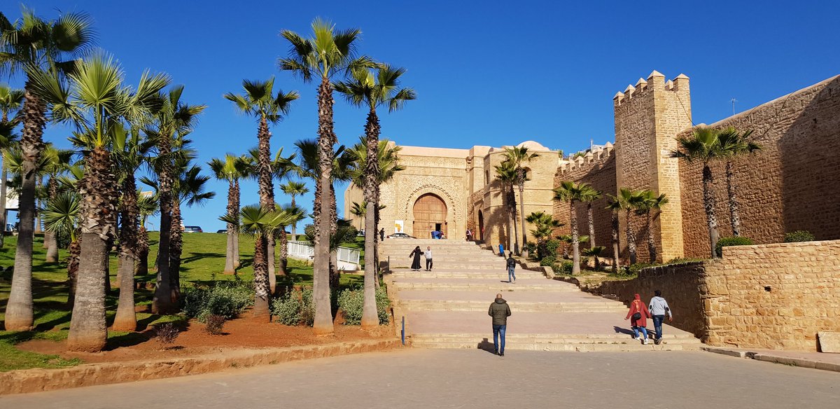 rumboamarruecos's tweet photo. Kasbah de los Oudayas 🌙 Patrimonio de la humanidad por la #unesco 💫 Una fortaleza militar del S.XIII en la cual se encuentra uno de los primeros palacios de la actual dinastía Alauí 🌟
#rumboamarruecos #stayhome #StaySafe #morocco #rabat #kasbahdesoudayas #visitmorocco https://t.co/HUaHEsaDbQ