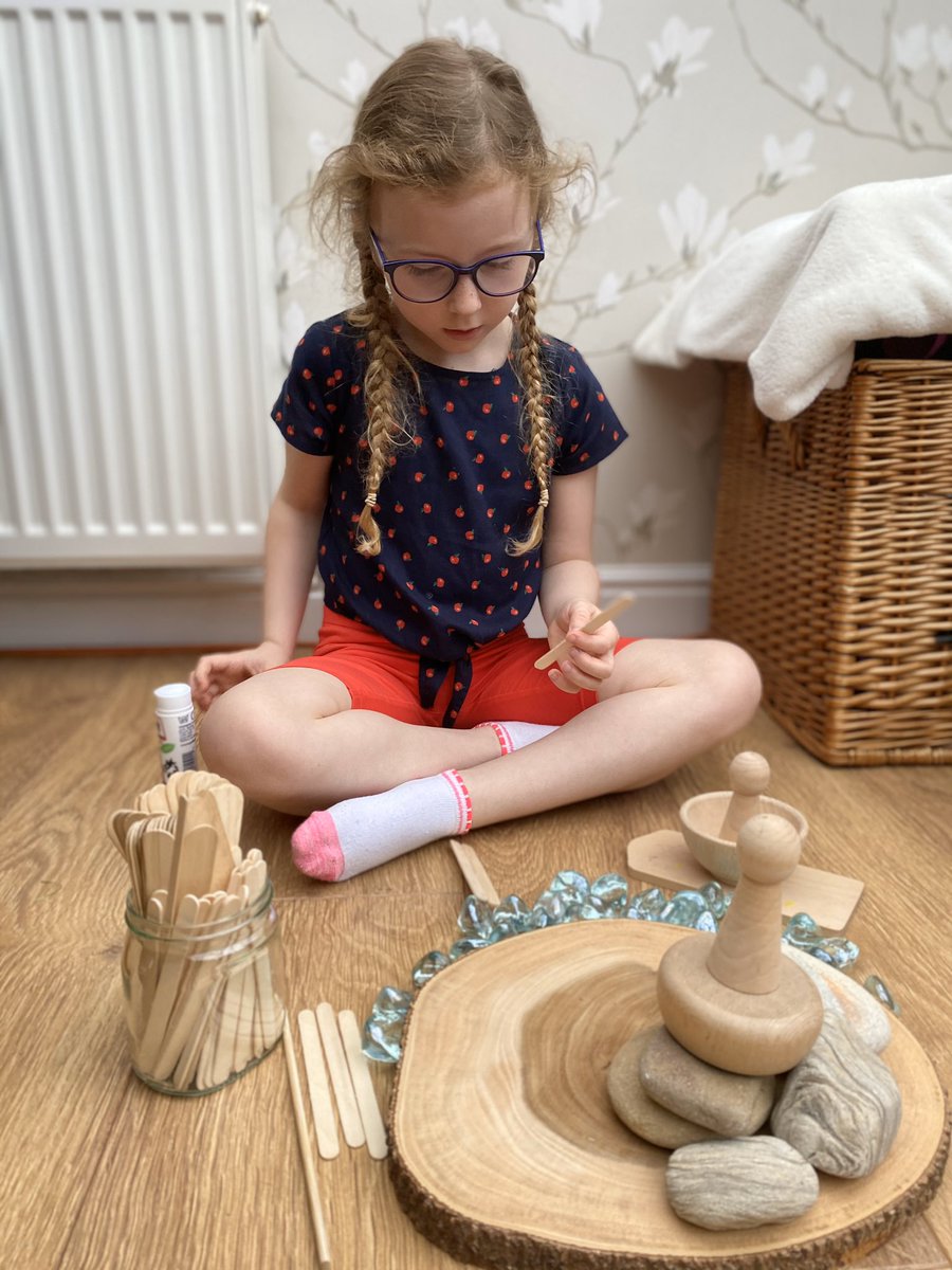 JoGilbe18325310's tweet photo. @starseatweets Ferne enjoyed watching the parable of the two builders & then recreated the story with our loose part collection #RELesson #homeschooling #loosepartplay https://t.co/vT4BL0tuz1