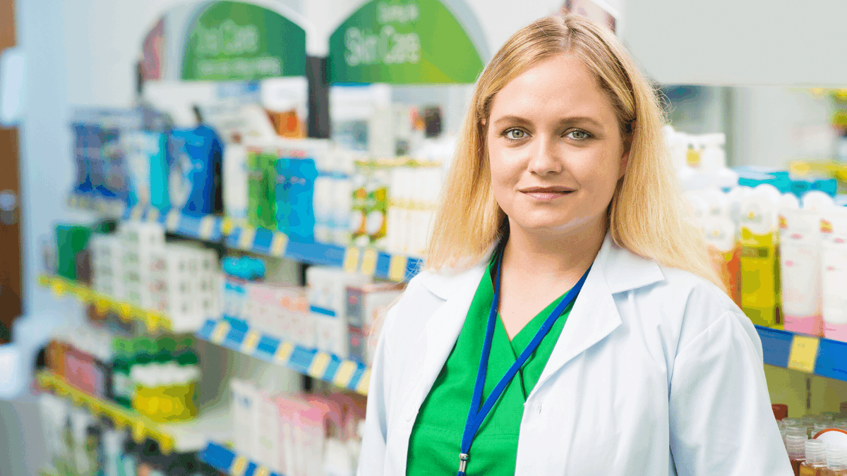 Do not go to a pharmacy if:

🤒 you have symptoms of #coronavirus
🏡 you live with someone who has symptoms
⬆️ you are at very high risk from coronavirus.

Get your medicines delivered or ask someone to collect them for you. nhs.uk/using-the-nhs/…