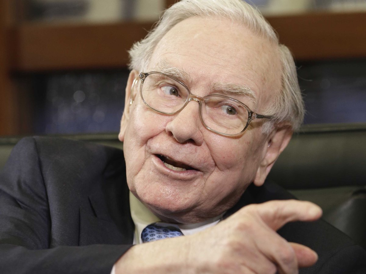 dinerobolsa's tweet photo. "Un idiota con un plan puede vencer a genio sin ningún plan."

-Warren Buffett https://t.co/qTEA750niA
