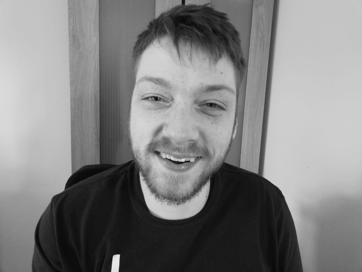 ApplesAndSnakes's tweet photo. Excited! Playwright and poet @MichaelSouthan will be performing on the next episode of #ApplesandSnakes@Home! An alumni of Graeae’s Theatre Company’s #WriteToPlay, Michael's debut #poetry pamphlet was published by @pandemonialists in 2020. Join us Wed, 7pm:https://t.co/i9mTGAZc3Z https://t.co/F4aWmB0J3q