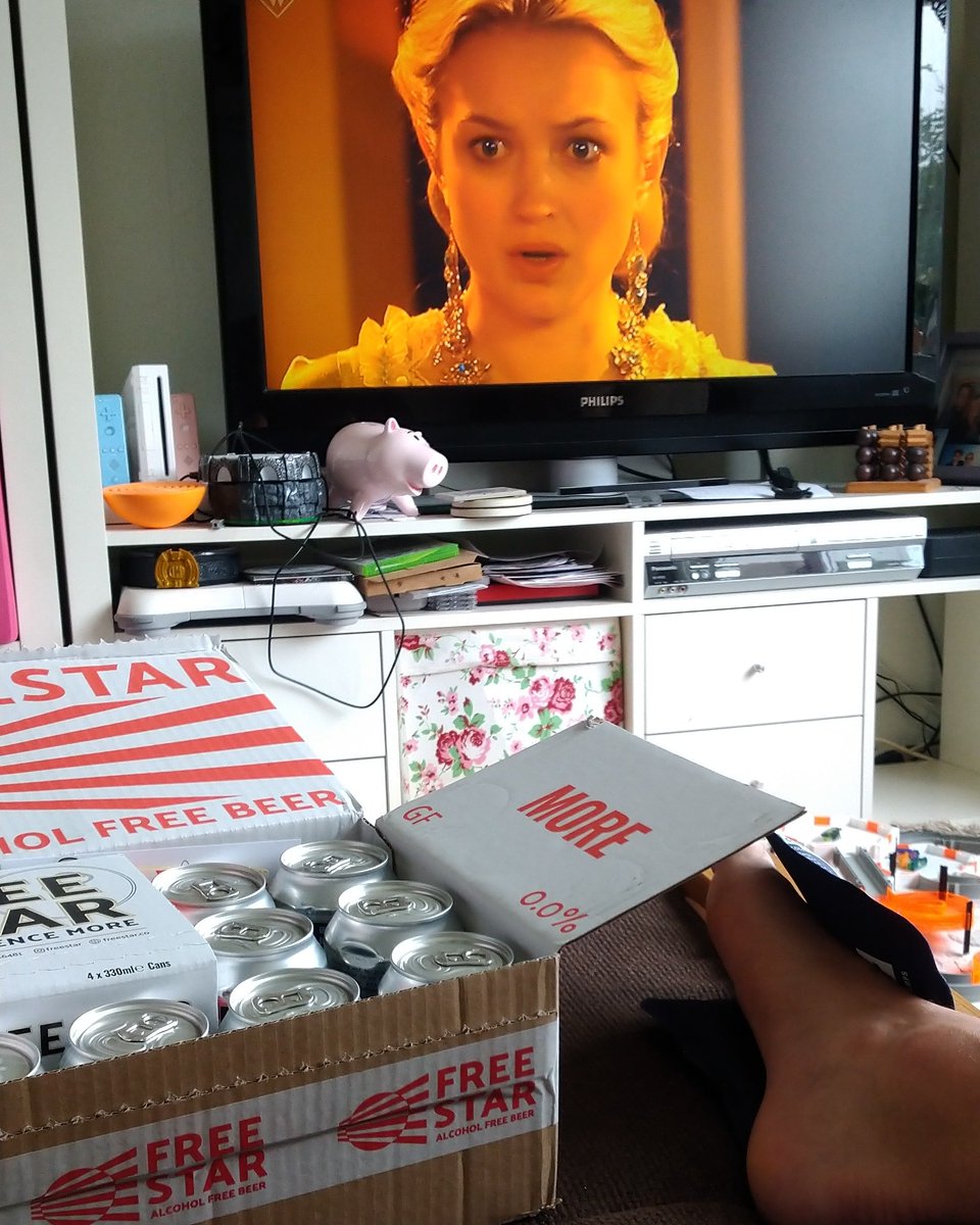 Foot still a tad swilen but bruising is going down - Consoling myself with my favourite episode of Dr. Who - The Girl in the Fireplace - Madame de Pompadour @SophiaMyles and thank you to @freestardrinks for their delivery 🍻 🚚 👍 #DrWho #madamedepompadour #sophiamyles