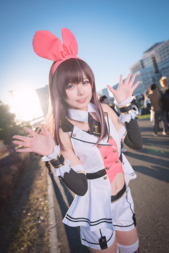 画像,#エアコミケ ですか？C95とC94時のKizuna AI🎀アイちゃんのコスプレ写真でした！今回夏コミ開催中止になりましたけど、皆んな一緒エアコミケ楽しもうね！…