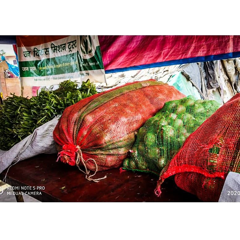 jvmtrust's tweet image. Weekly Distribution of groceries about 300kg by @jvmtrust at Slum Area with presence of Mr.Prem Verma (A Social Worker).Almost 100-120 families are directly benefited from this innitiative.
#coronavirus #FightAgainstCorona #CoronaWarriors #fooddistribution #coronavirus #jvmtrust