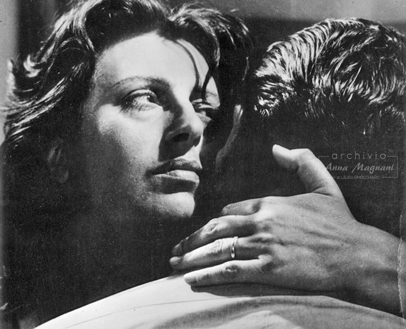 📺 #Bellissima in TV: appuntamento oggi, alle 14:10 su <a href="/RaiStoria/">Rai Storia</a>.

Buona visione!

«Dai primi gesti e dalle prime battute di #AnnaMagnani in "Bellissima", si ha l'impressione di trovarsi di fronte a una protagonista che ci condurrà dove vuole...»

🗞️ archivioannamagnani.it/blog/a-proposi…