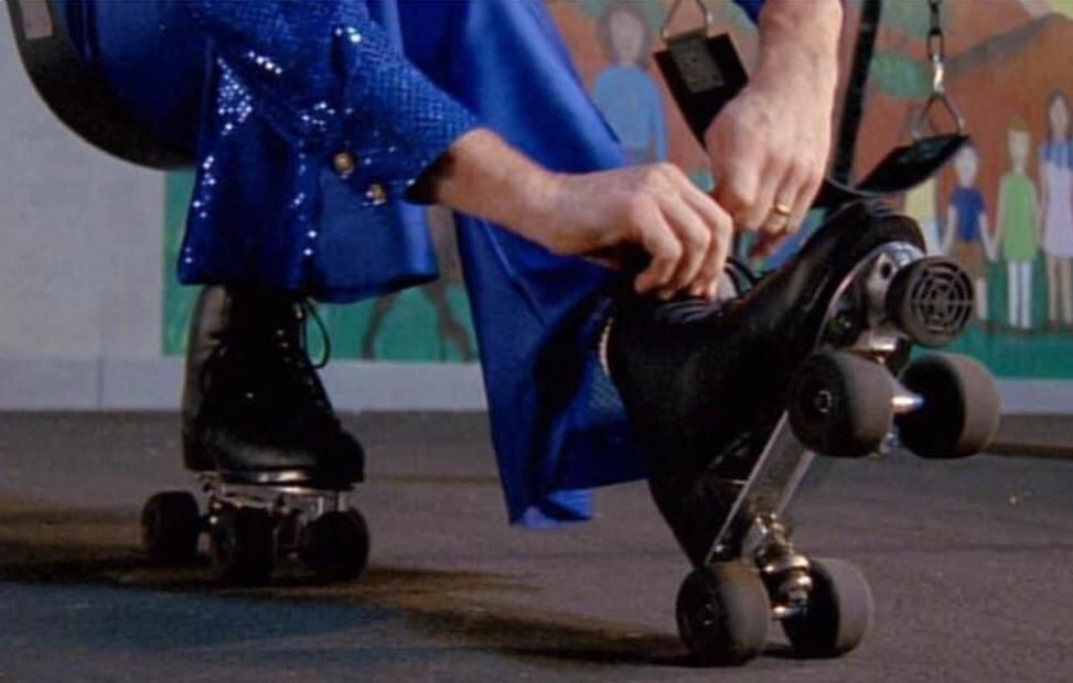 RollerGirlHotesses tweet media
