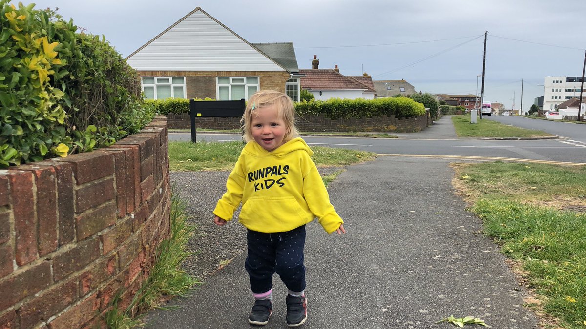 coynes's tweet photo. Bumbling into a 50min 10k with baby gurl this morning ❤️ #Buggyrun #runpals #buggysquad #ukrunchat @runningchannel @TheJogShop1 https://t.co/0KZaG764CK