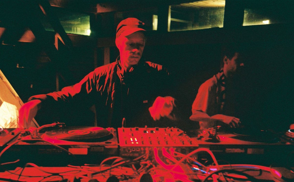 mao_gallery's tweet photo. #Sundayblogshare today from Oxford-based musician Martin Andrews aka Octavia Freud, reporting on music in the face of the COVID-19 pandemic. IWriting for #MAOassembly, Martin speaks to DJ and electronic artist @TimothyFairplay about social isolation https://t.co/VLjUU4sZhU https://t.co/lWKCAqPvkM