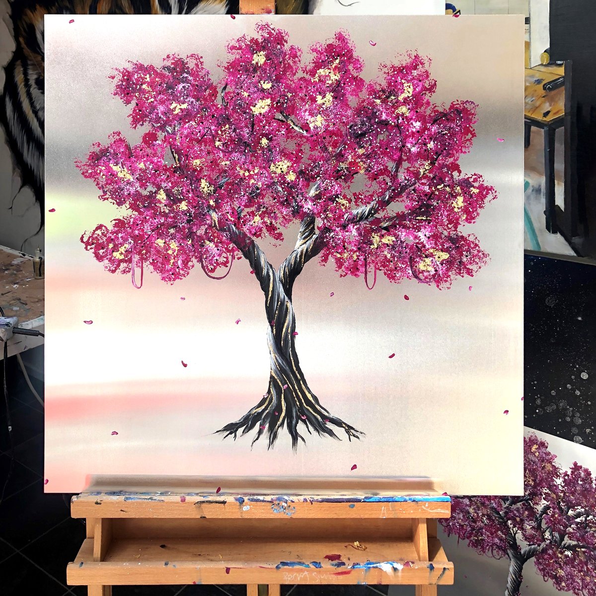 We are excited to announce we will be live with Becky Smith on Wednesday evening as she gives us an insight into her artistic world, sharing a sneak preview of her new collection and inspiring us with her creativity during this time. We look forward to seeing you there!