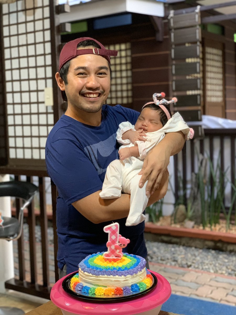 RenzoGuinto's tweet photo. Happy first month birthday, my inaanak!!! #TitoDoc #NinongDoc #ILoveMyNiece #GodFather #Family https://t.co/lgR37EFMjl