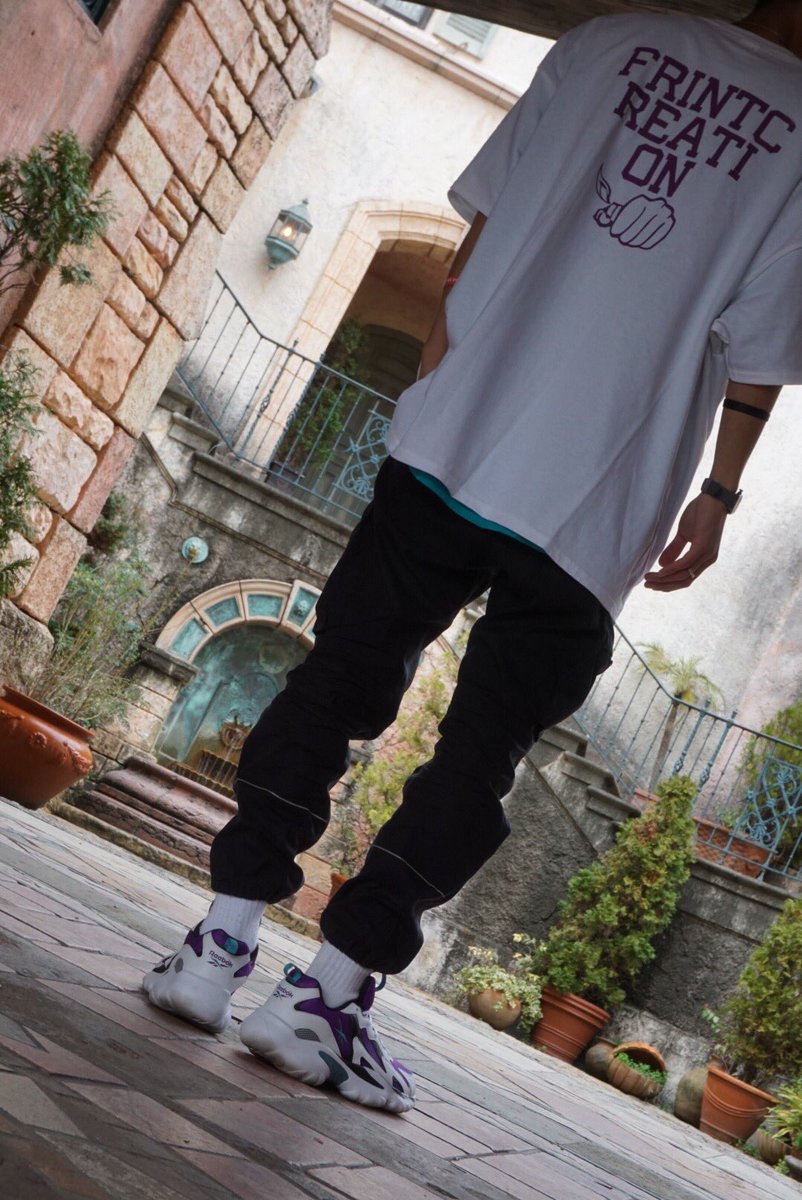 FRINTcreation's tweet photo. FRINTCREATION
アパレル展開
最終作
「INVERT tee」
言わずもがなです。
是非ごひいきに！！！！！
詳細はRTまたは@takara0084 
まで！！！！ https://t.co/h1JOI0Iq51