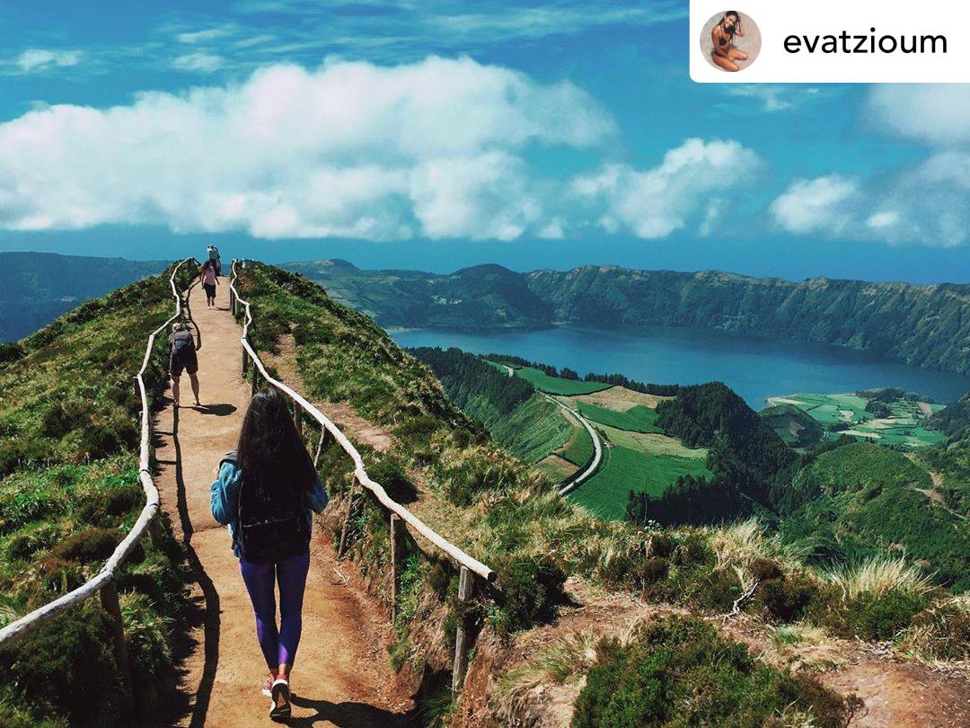 visitingazores's tweet photo. Azores is taking a break. Quem adivinha o nome deste miradouro?

Azores is taking a break.Who guesses the name of this viewpoint?
#visitazores #azores #azoresislands #stayhome https://t.co/sZgw8MD3Pp